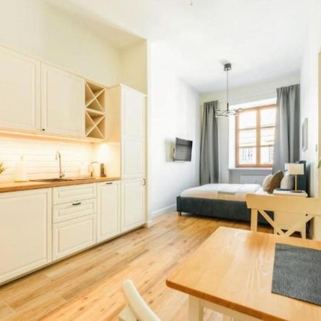 Renoma Apartments Free Parking Wroclaw Bagian luar foto